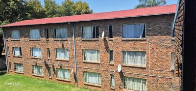 Apartment / Flat For Sale in Johannesburg International Airport, Kempton Park