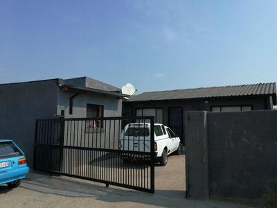 House For Sale in Motsu, Tembisa
