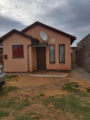 House For Sale in Kwa Thema, Springs