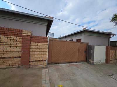 House For Sale in Kaalfontein, Midrand