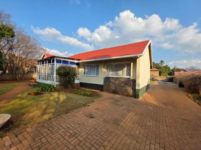 House For Sale in Rhodesfield, Kempton Park