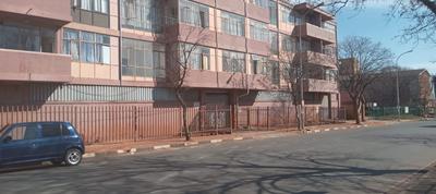 Apartment / Flat For Sale in Kempton Park Central, Kempton Park
