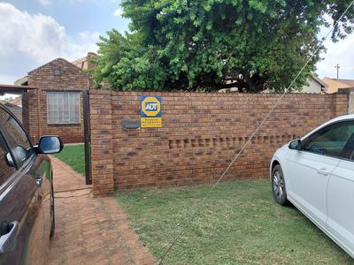 House For Rent in Clayville, Midrand