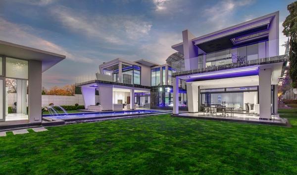 House For Sale in Bryanston East, Sandton